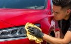 Truco para limpiar los faros del coche