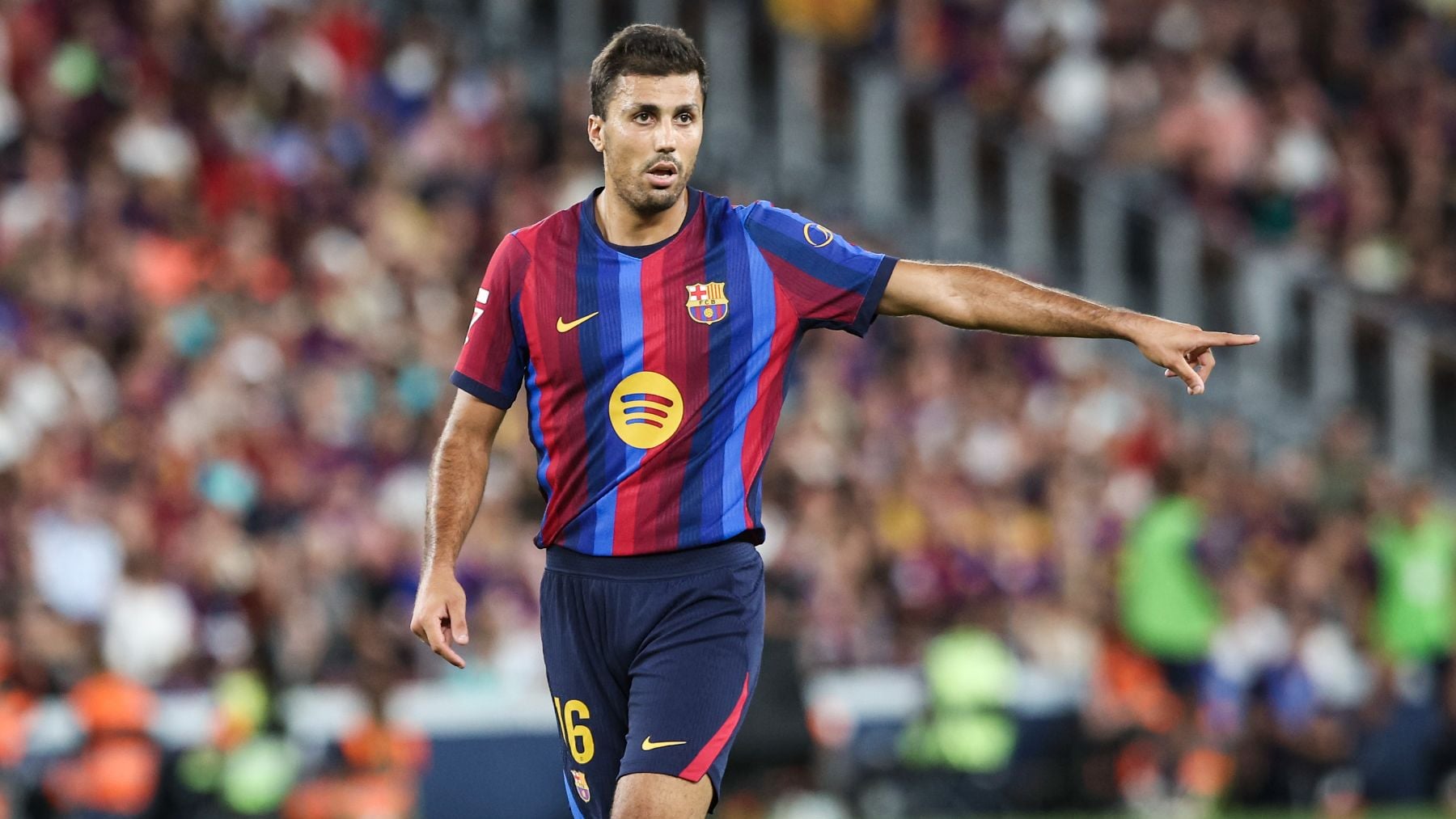 Alineación del Barcelona contra el Valencia hoy: Rodri y Lamine titulares