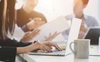 Software de control horario asistido por IA: Aplicaciones, ejemplos, ventajas y programas recomendados