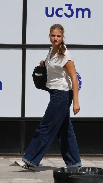 Leonor en su primer día de universidad. (Foto: Europa Press)