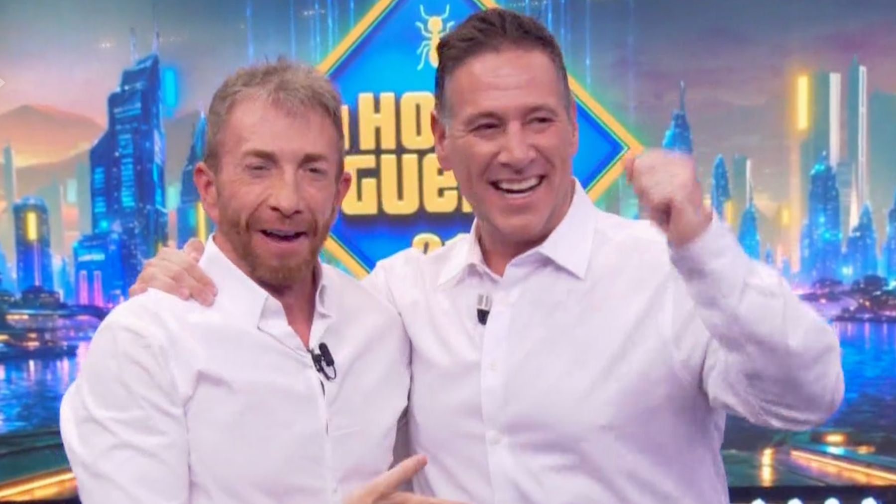 Pablo Motos y Carlos Latre en ‘El Hormiguero’. (Antena 3)