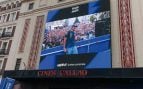 Carlos Sainz se da el primer baño de masas en Madrid antes de la carrera de su vida