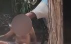 Un individuo propina a otro a pleno día una paliza en una plaza en el centro de Alicante
