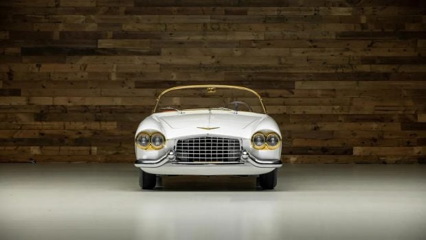 cadillac oro elegante vendido subasta 1,2 millones