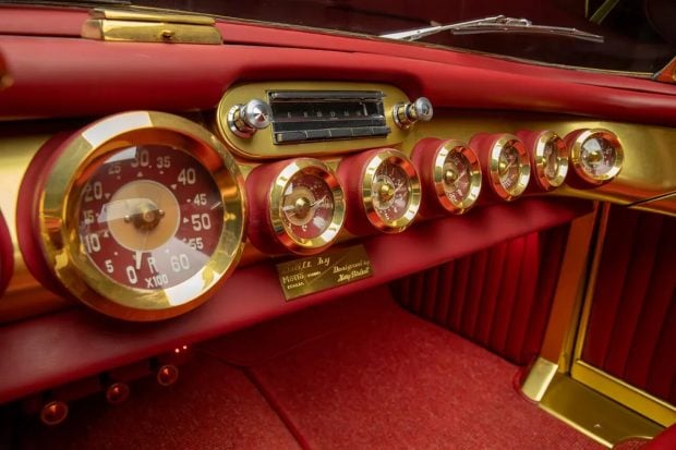 cadillac oro elegante vendido subasta 1,2 millones