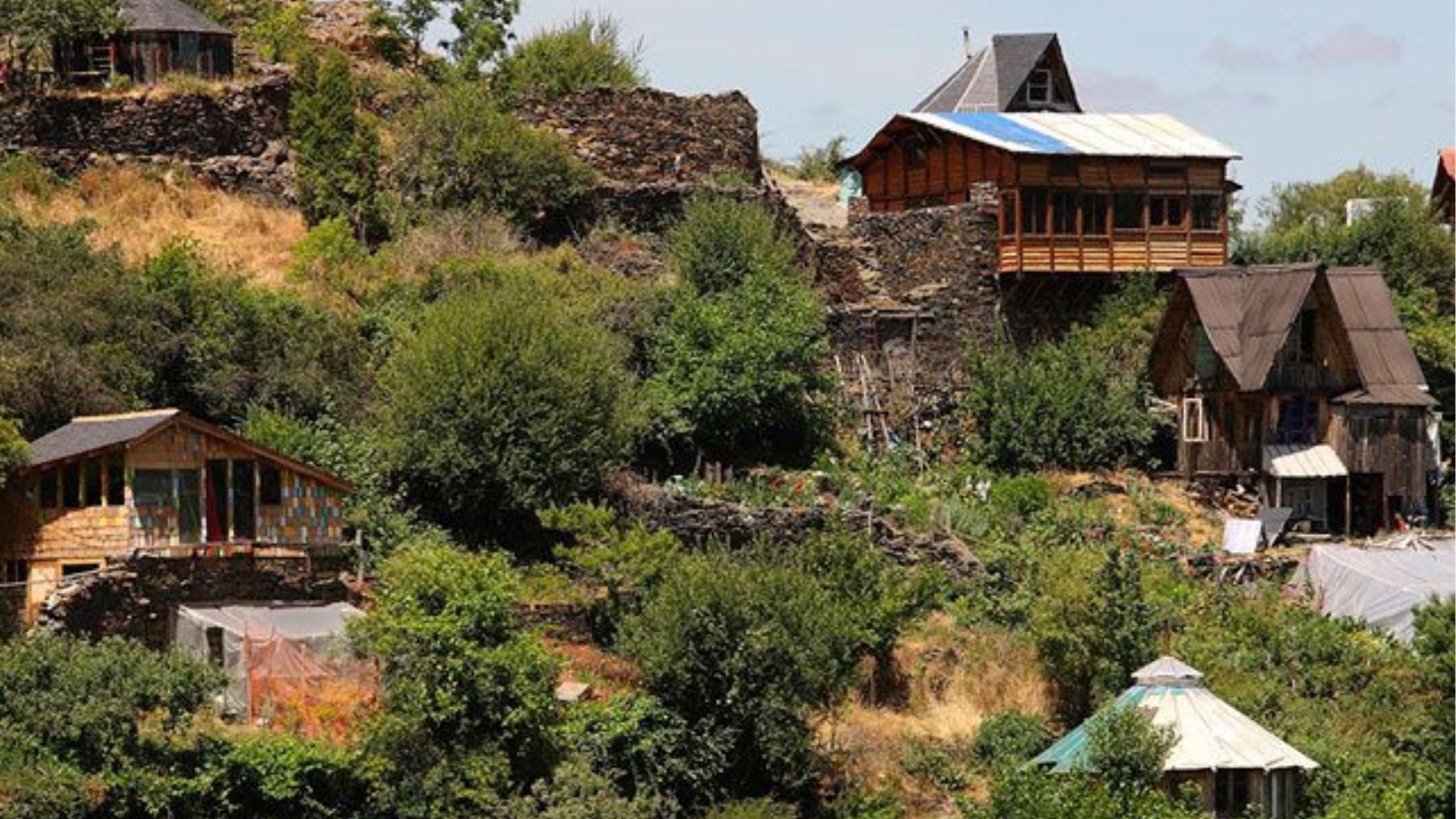En 1969 era un pueblo abandonado en León: hoy es una aldea