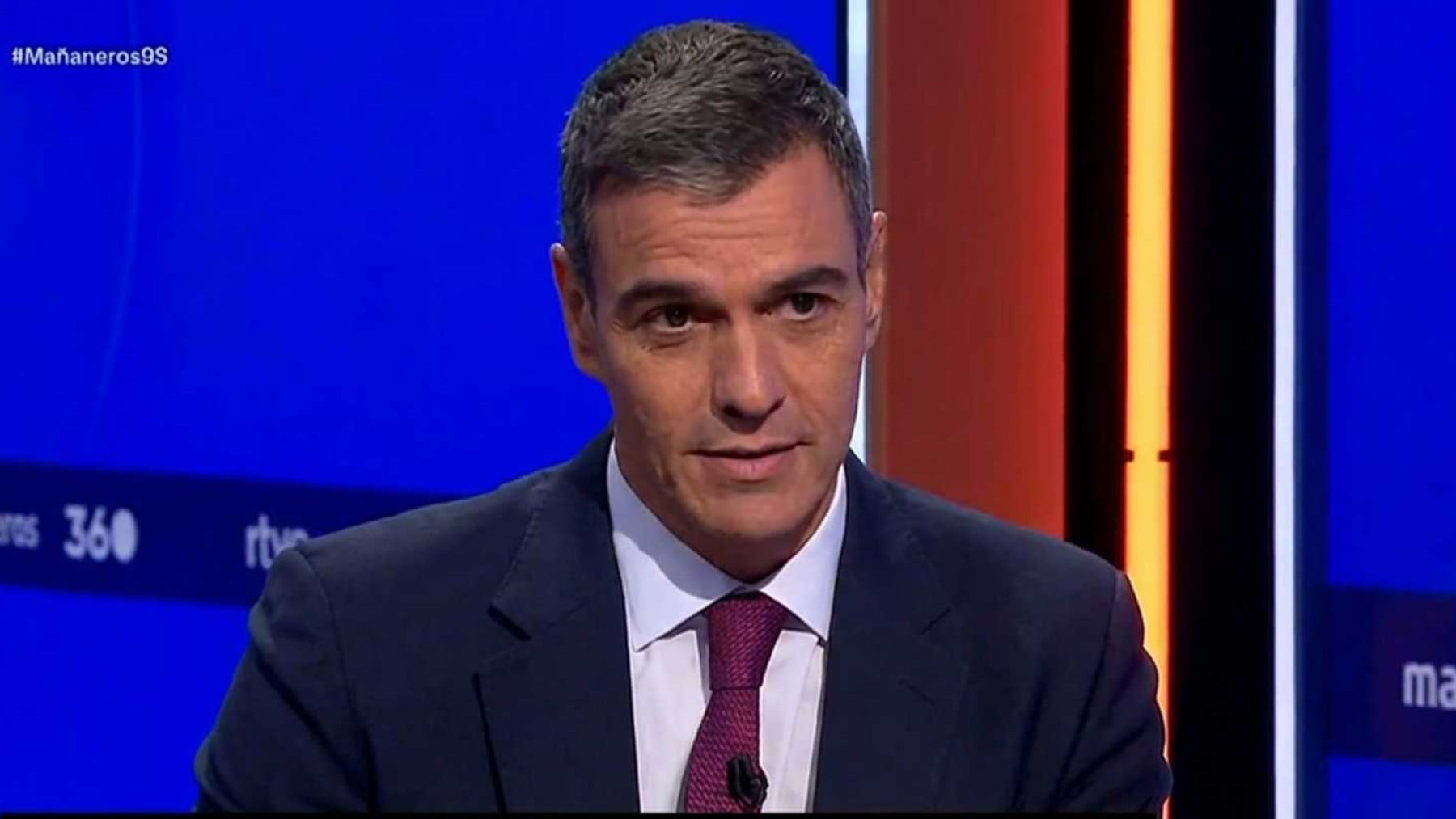 Nuevo ataque de Sánchez a la monarquía parlamentaria: La mejor de las Españas fue la de la segunda república