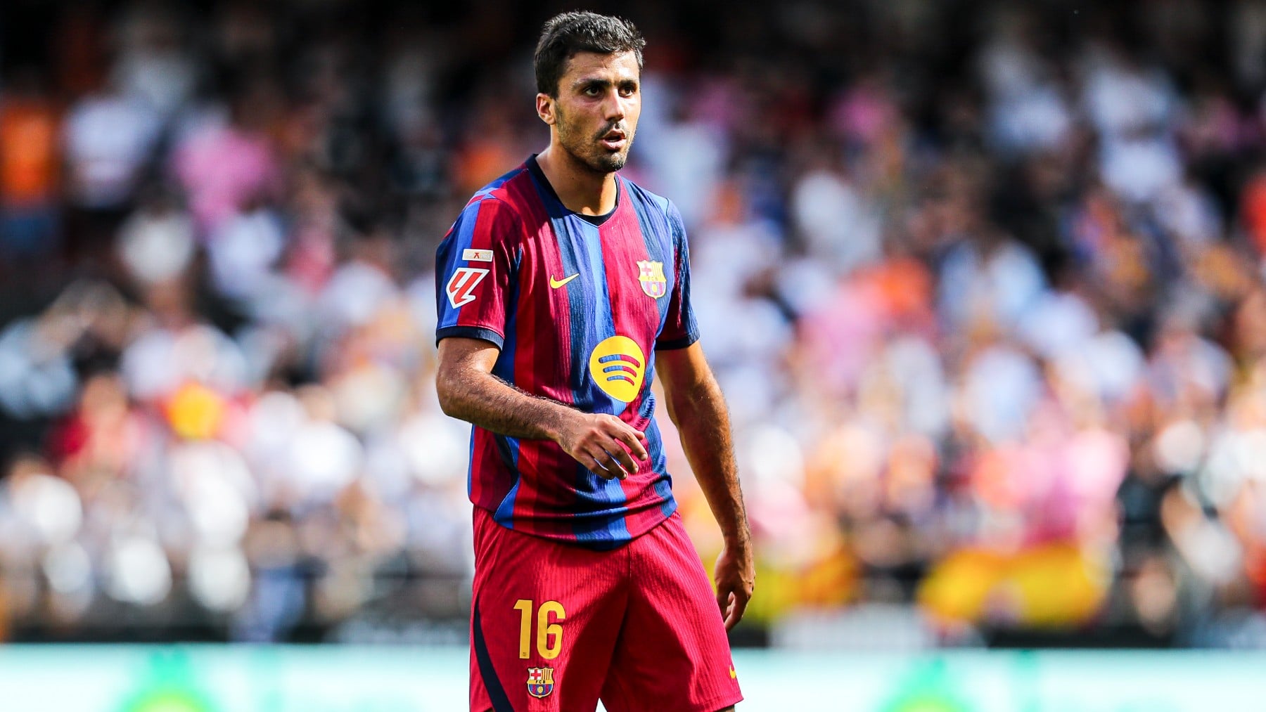 Posible alineación del Barcelona contra el Levante: Pedri o Rodri, la gran duda