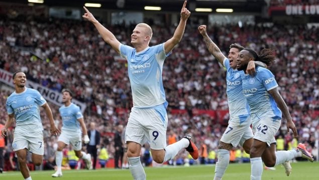 Játékvezetői botrány a Premier League-ben: beismerték, hogy a City lesgólkal győzte le a Unitedet!