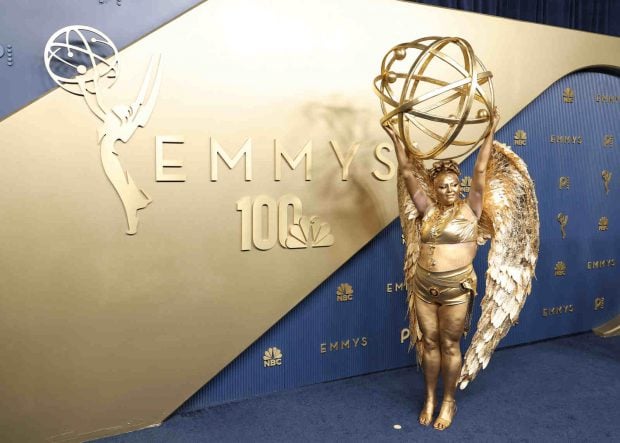 Meghan Stalter en las peores vestidas de los Emmy 2026