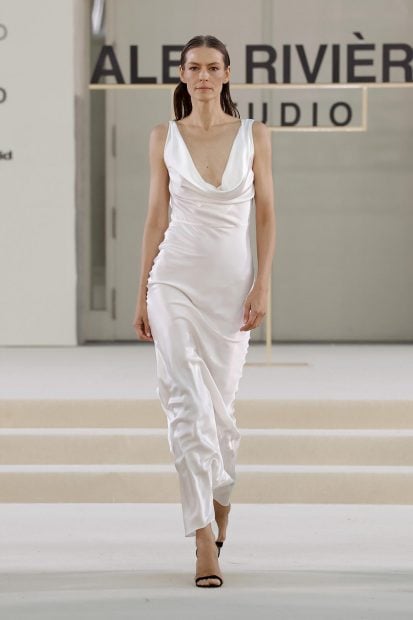 Vestido satinado de Alex Rivi&egrave;re