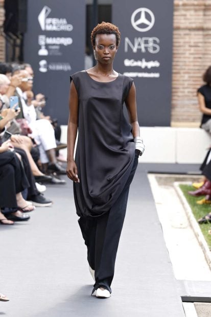 Vestido negro de Baro Lucas