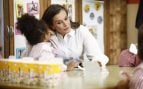 La Reina Letizia en un Colegio de Oviedo. (Foto: Europa Press)