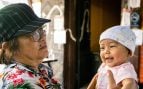 mujeres de 65 años que limitan el cuidado de sus nietos