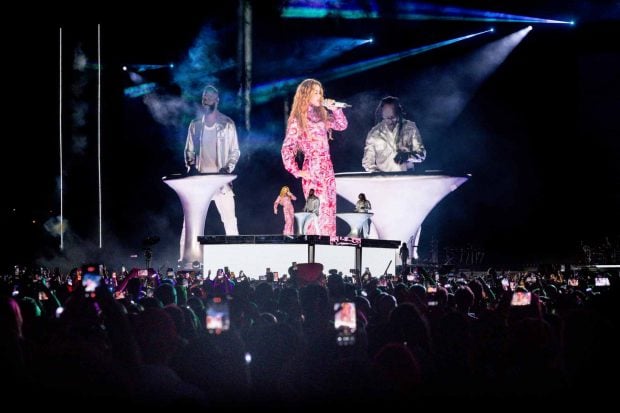 Shakira en el primer concierto de su residencia en Madrid. (Foto: Europa Press)