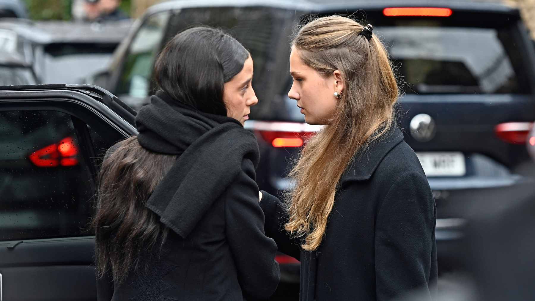 Victoria Federica e Irene Urdangarin en Madrid. (Foto: Europa Press)