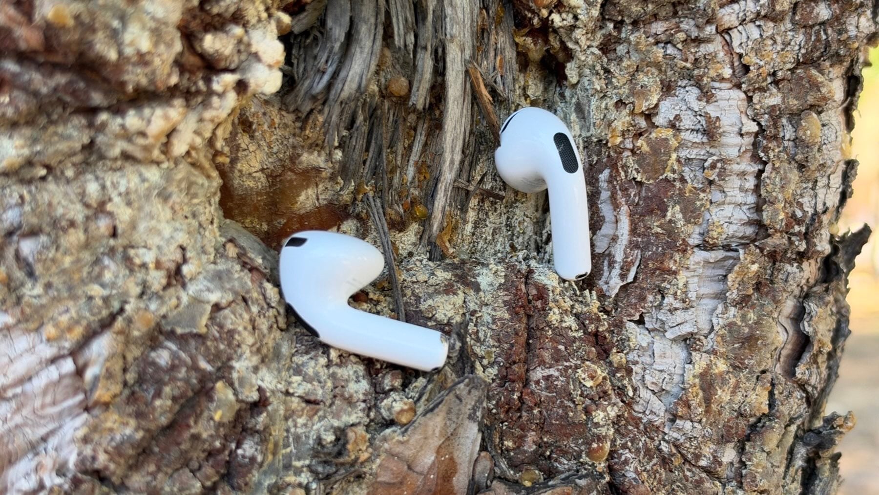 Llevo todo el fin de semana con los AirPods 5 y Apple ha conseguido sorprenderme