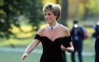 El mítico vestido negro de Lady Di que lució tras la infidelidad de Carlos vuelve a subasta por hasta 258.000 euros