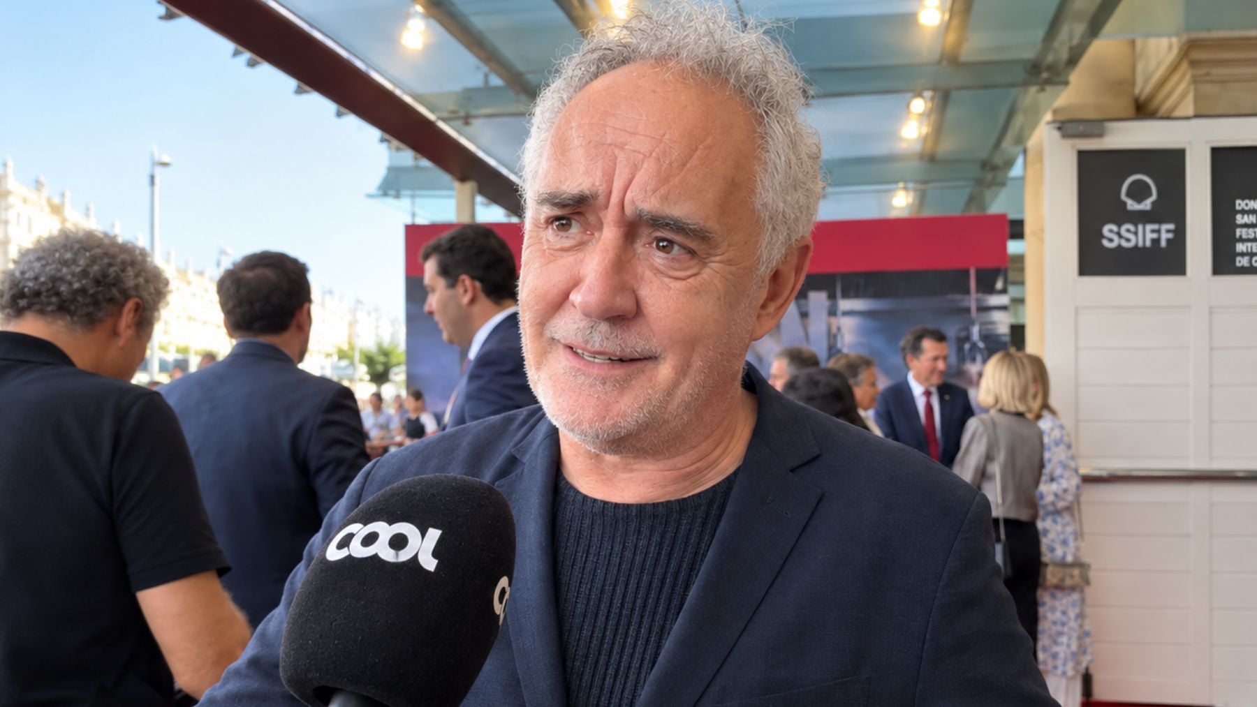 Ferran Adriá desvela en COOL el plato que nunca se cansaría de cocinar y a qué personaje histórico le daría de comer