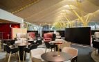 Un oasis de lujo antes de volar: así es la nueva sala Emerald Lounge Sorolla de Iberia en Madrid-Barajas