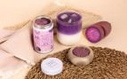 La bebida que promete teñir de morado el próximo gran ritual saludable
