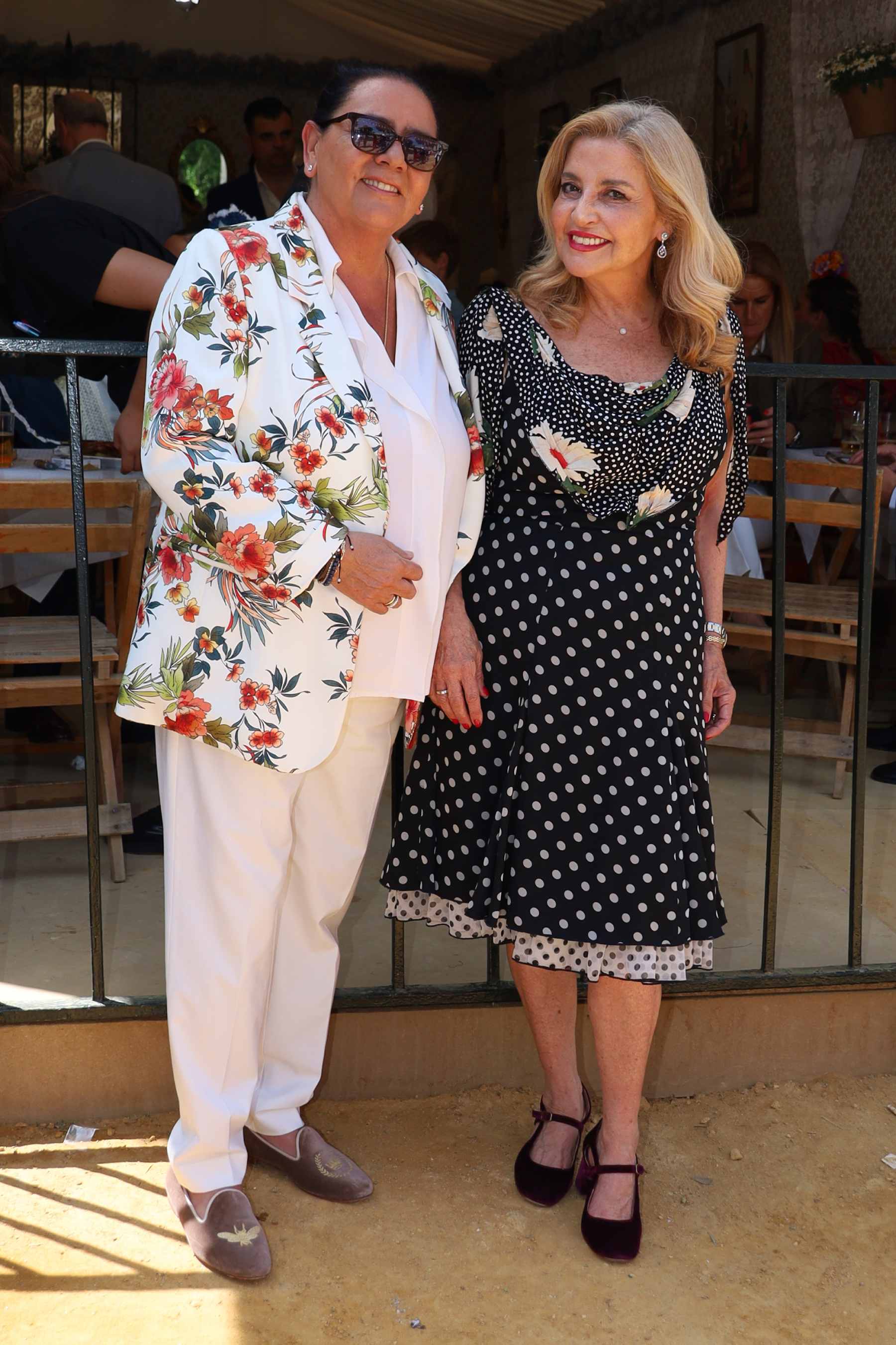 María del Monte e Inmaculada Casal en Sevilla. (Foto: Europa Press)