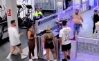 Un hombre fuera de sí entra descalzo y sin camiseta a un gimnasio de Palma y se pone a hacer poses al grito de «¡Soy Dios, miradme!»