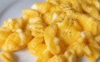 Huevos revueltos suaves y cremosos