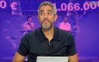 Montaje de imágenes de Roberto Leal junto a David y Moisés, concursantes de Pasapalabra (Atresmedia).