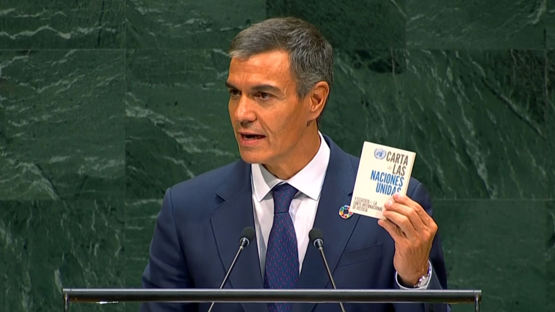 Sánchez describe en la ONU como difícil el momento que vive una Ceuta invadida y paralizada