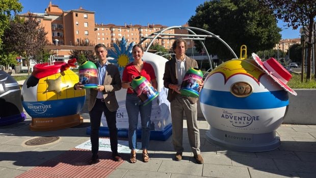Presentación de los contenedores en Toledo. Cortesía del gobierno de Castilla-La Mancha.