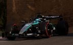 Russell logra la pole en Bakú sin Antonelli y Sainz logra su primera Q3 del año con Alonso último por sanción