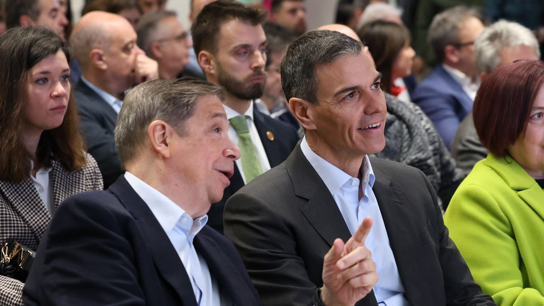 Solo 40 de las 17.000 fincas que Sánchez ofrece a los agricultores alcanzan el tamaño medio del suelo rústico