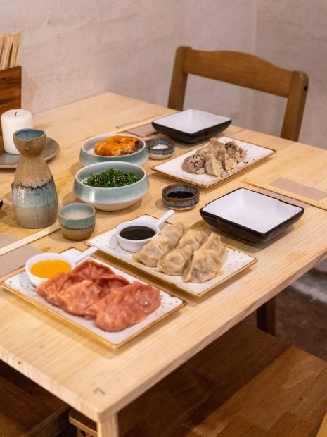 gyo gyo, dumplings, resturantes