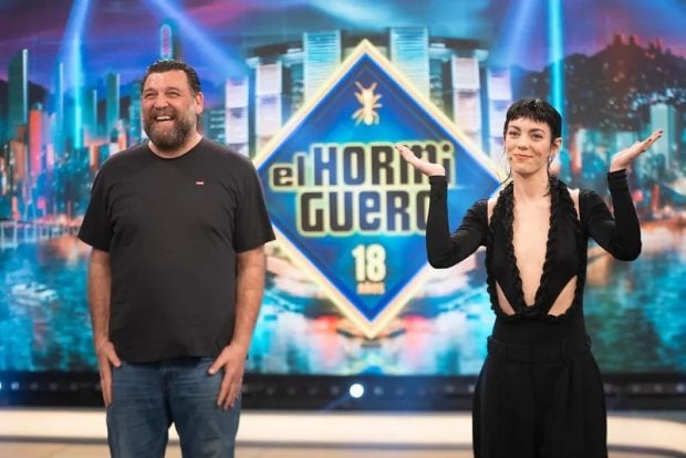 Victoria Luengo y Hovik Keuchkerian en 'El Hormiguero' (Atresmedia).
