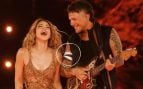 Alejandro Sanz y Shakira con la bandera de Ceuta