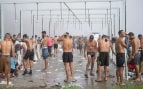 duchas-ceuta-inmigrantes vertido mar