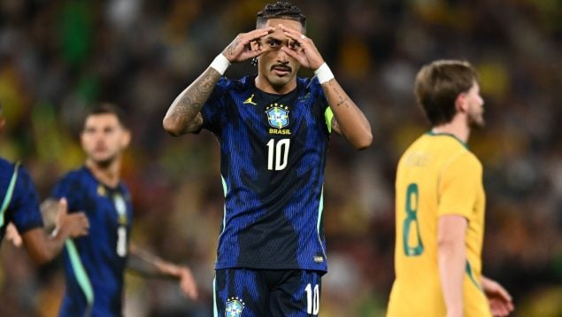 Raphinha sérülése aggodalmat keltett a Barcelonánál a brazil válogatott meccse után