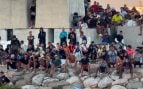 Las imágenes que desmontan a Sánchez: en Ceuta hay más de 20.000 inmigrantes ilegales, 15.000 más de los que él dice