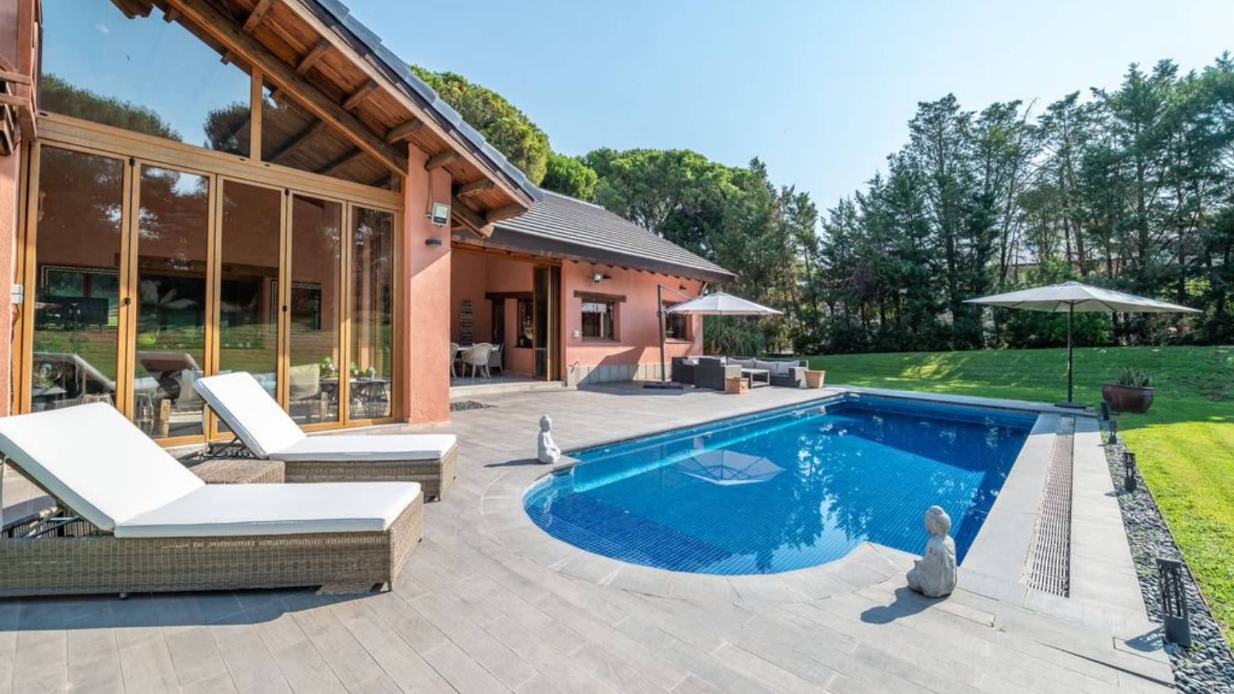 Casa en Las Encinas a la venta por 6,5 millones de euros. (Foto: John Taylor)