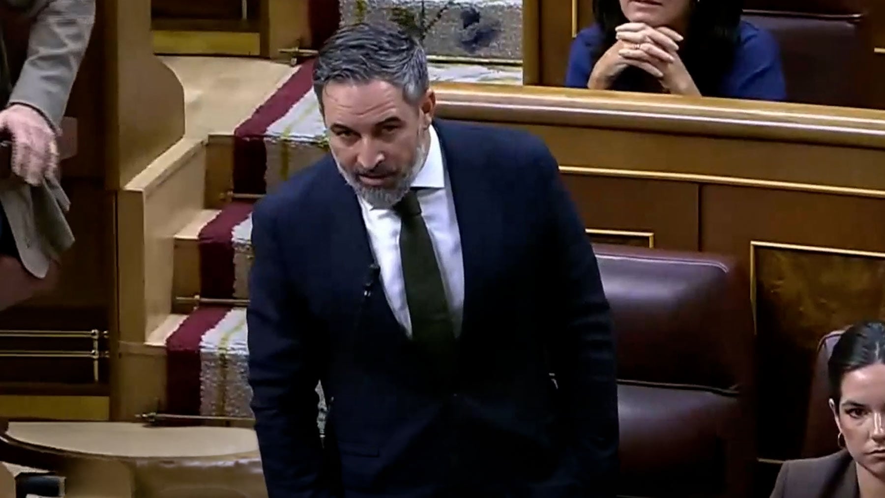 Abascal vota en contra de los decretos con un mensaje a Sánchez: No, no a la traición