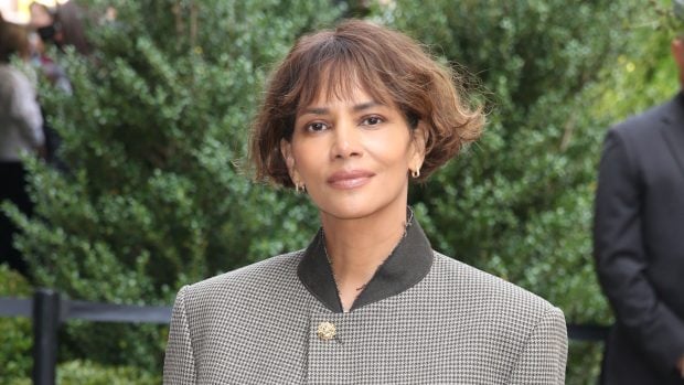 Halle Berry acusada