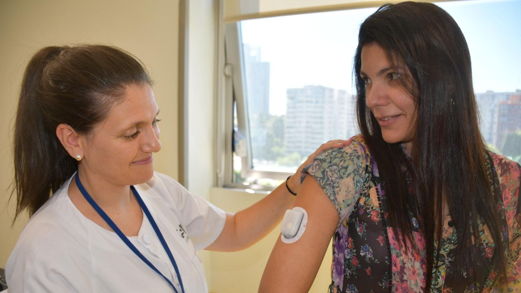 El Hospital Ramón y Cajal, pionero en España en usar un sistema sin catéter para administrar insulina