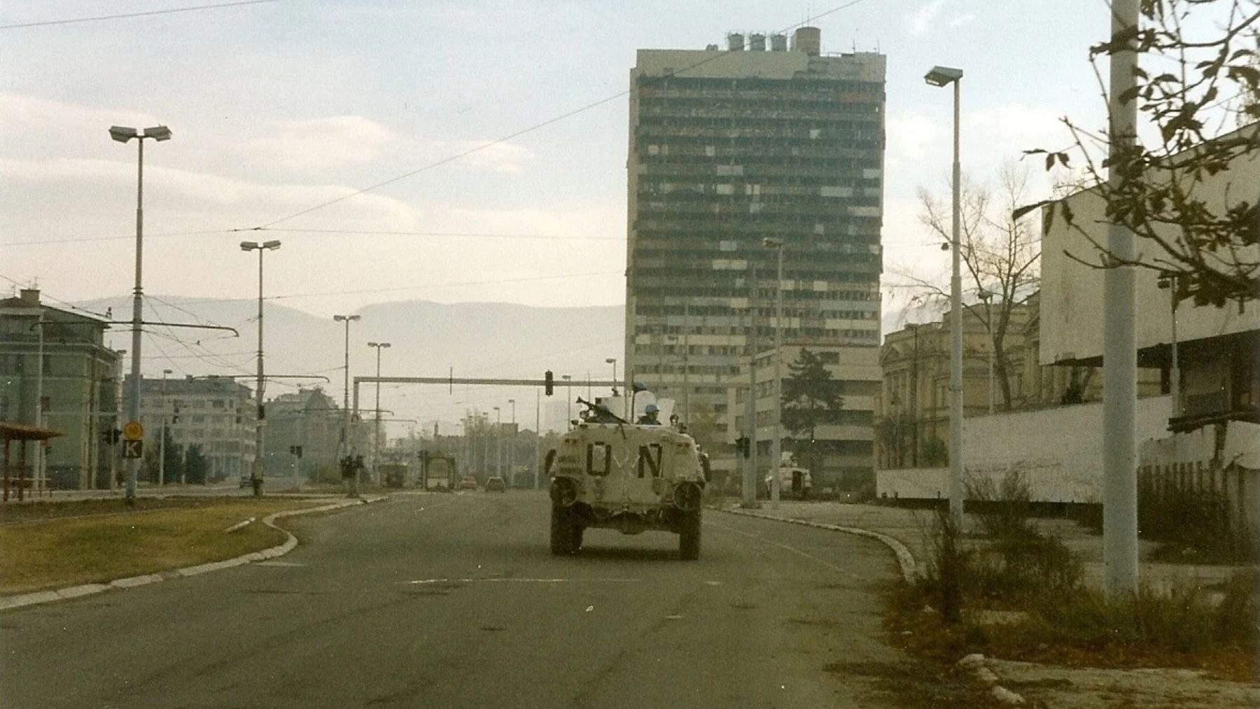 Avenida de los Francotiradores de Sarajevo. (Wikipedia)