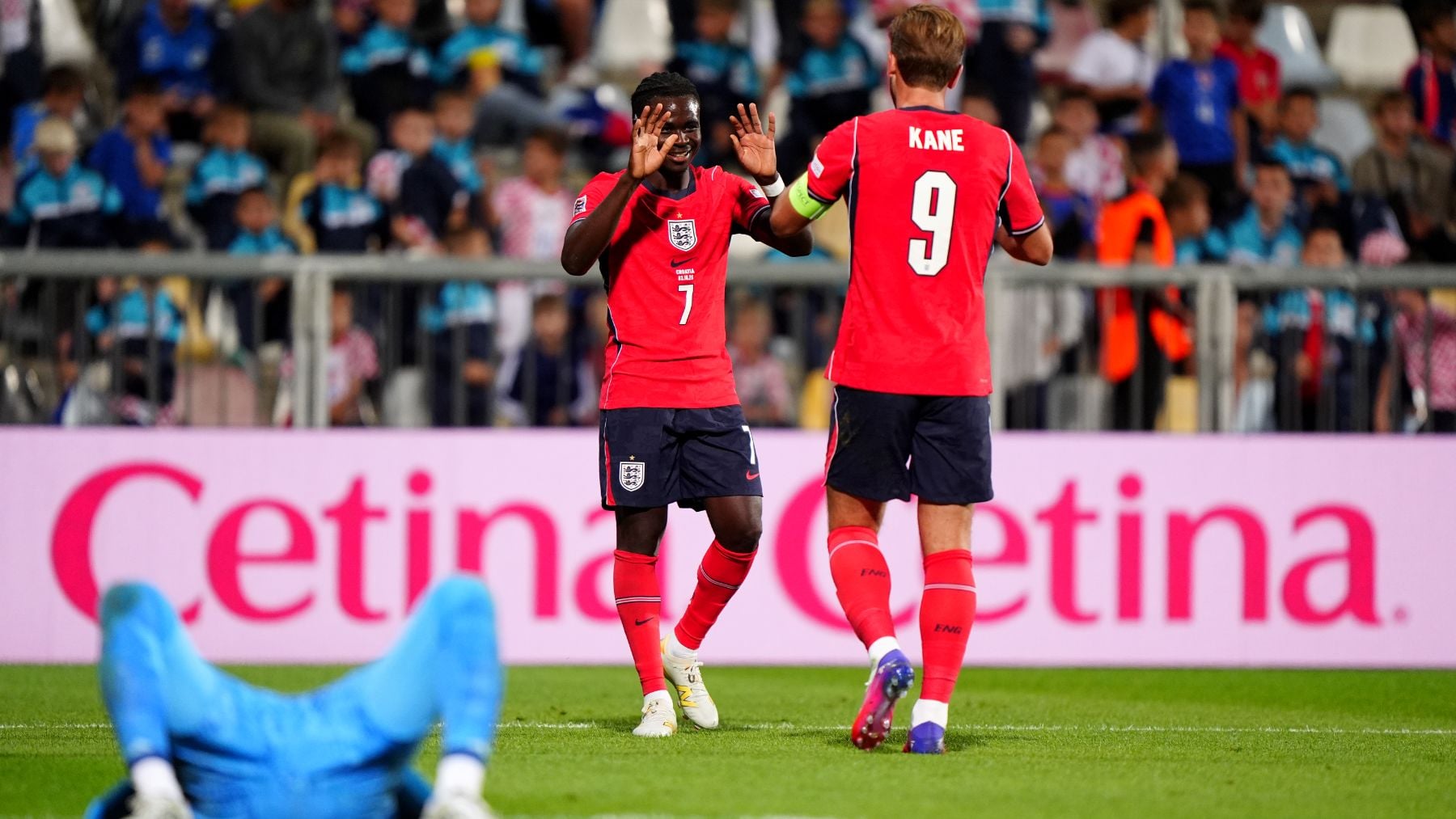 Inglaterra le mete ¡siete! a Croacia en una goleada de escándalo en el grupo de España