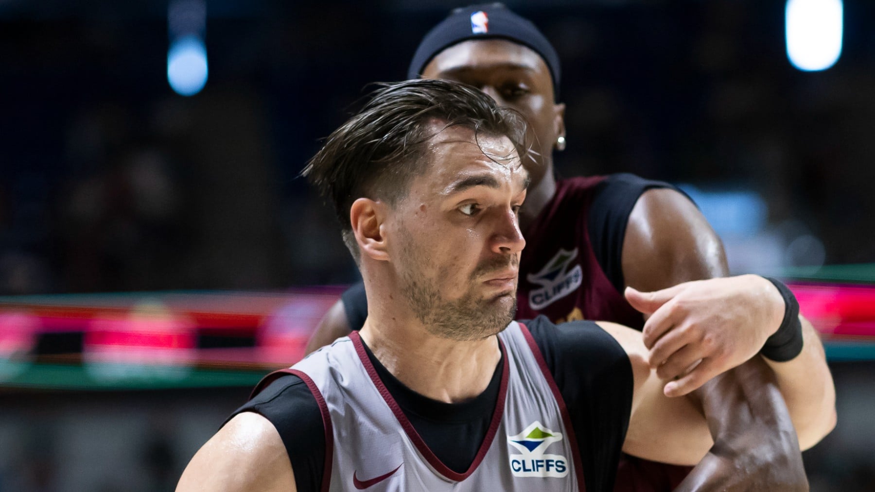 Hezonja presume a España en la visita de la NBA a Málaga: Aquí nos tomamos el baloncesto muy en serio