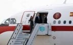 Letizia rescata su traje de cuadros más amortizado para Finlandia y lo remata con pendientes de más de 1.500 euros
