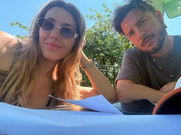 Manuel Carrasco y su mujer, Almudena Navalón. (Instagram)