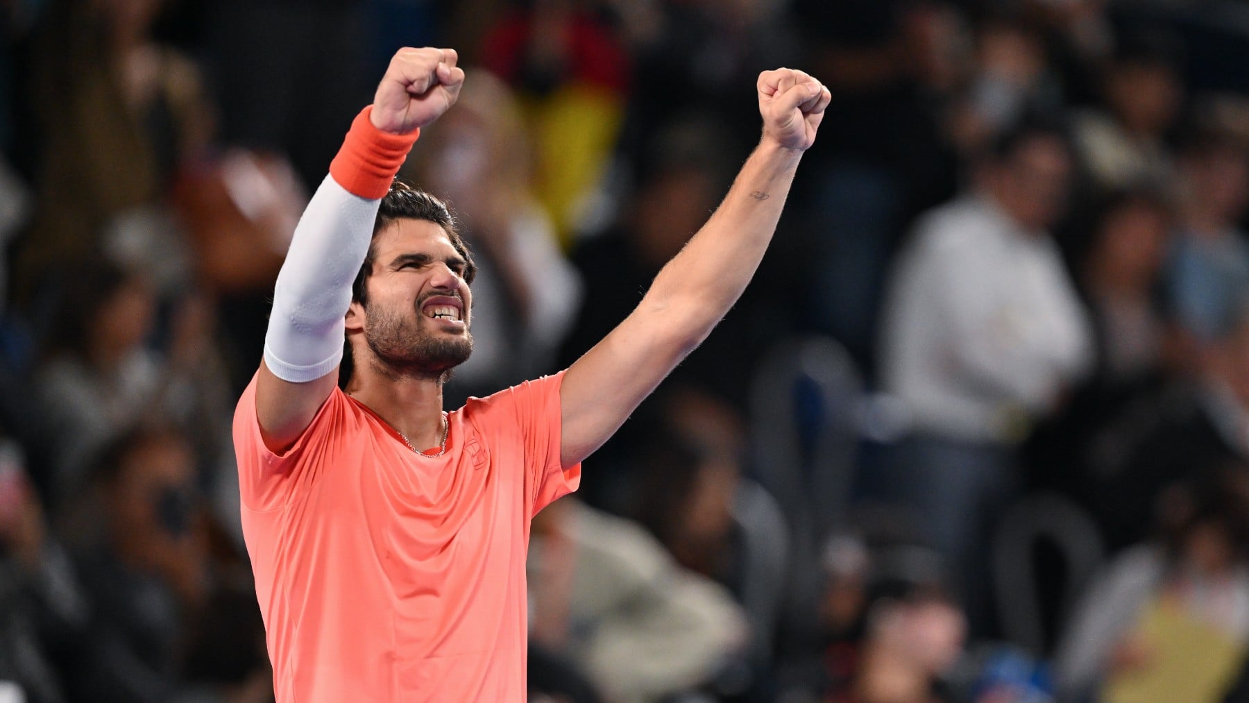 El samurái Alcaraz vuelve ganar: tumba a Lehecka y revalida su corona en Tokio