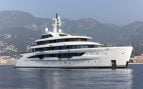 barco grande lujo ibiza millones